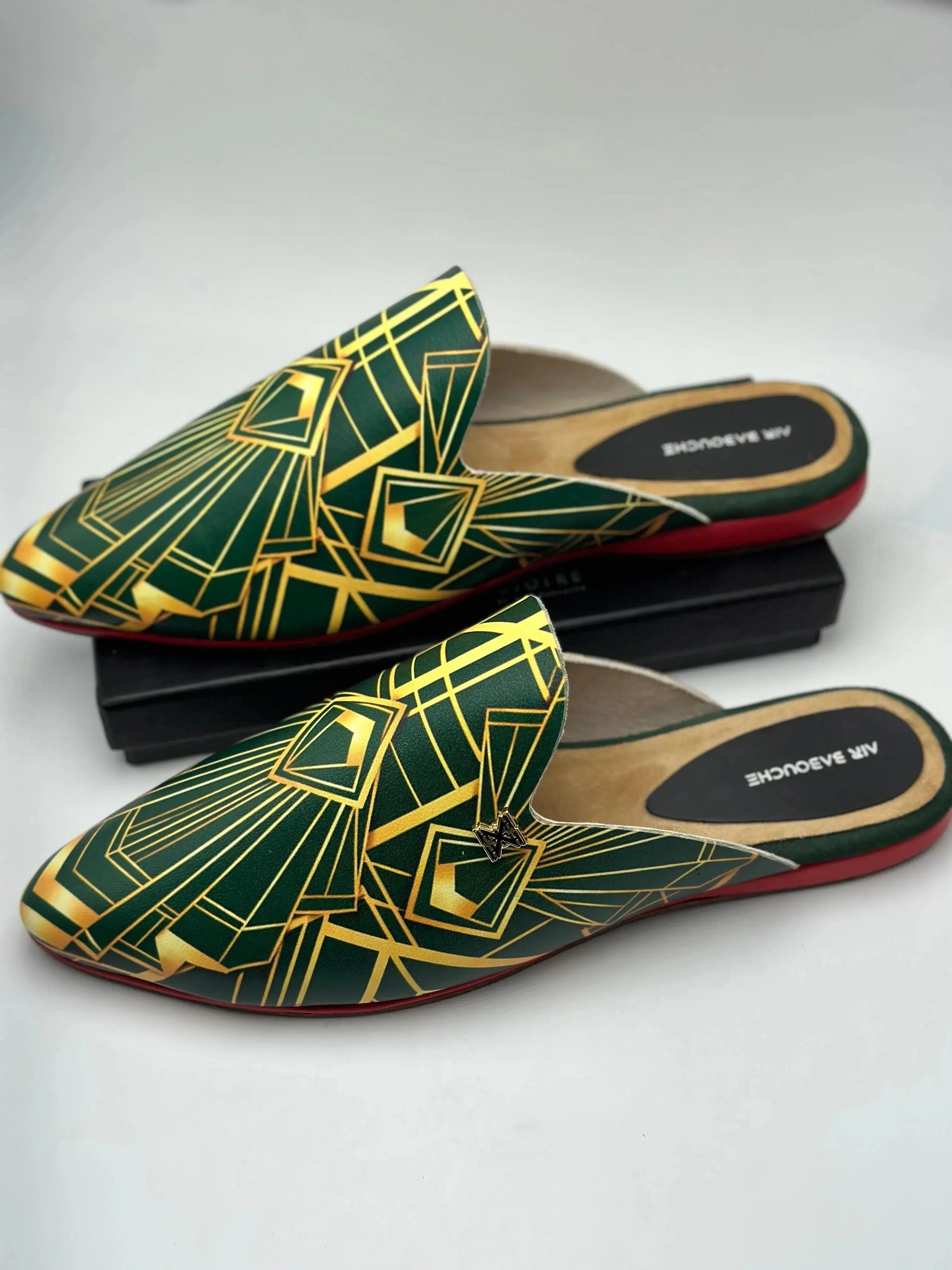 Cadeau fait main au Maroc : offrir une babouche Air Babouche