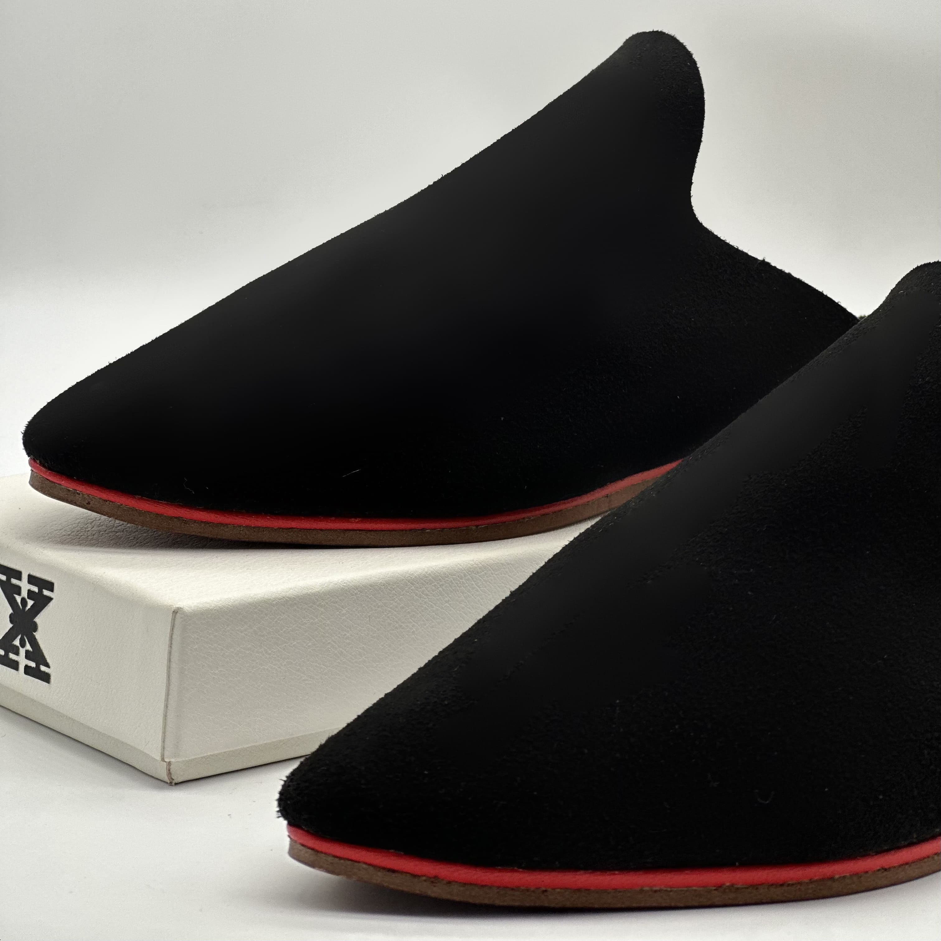 Babouche Femme Noire - Intemporelle - Air Babouche