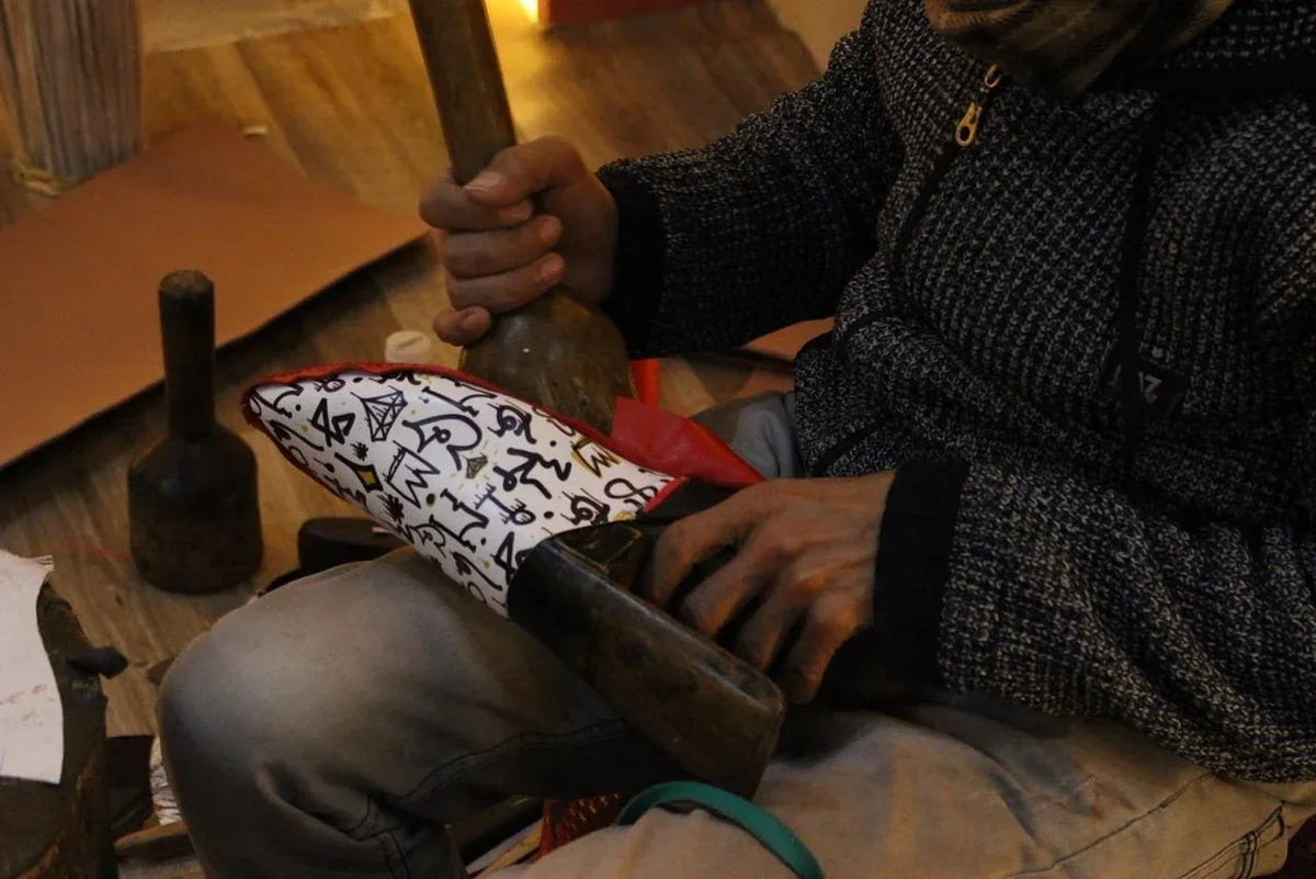 Babouche chic et moderne pour femme modèle Marrakech fait main au Maroc