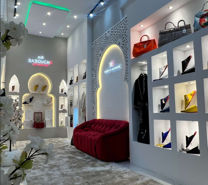 concept store et boutique air babouche de l'artisanat ela la maroquinerie marocaine à la medina marrakech près de la maison des babouches et café babouche medina