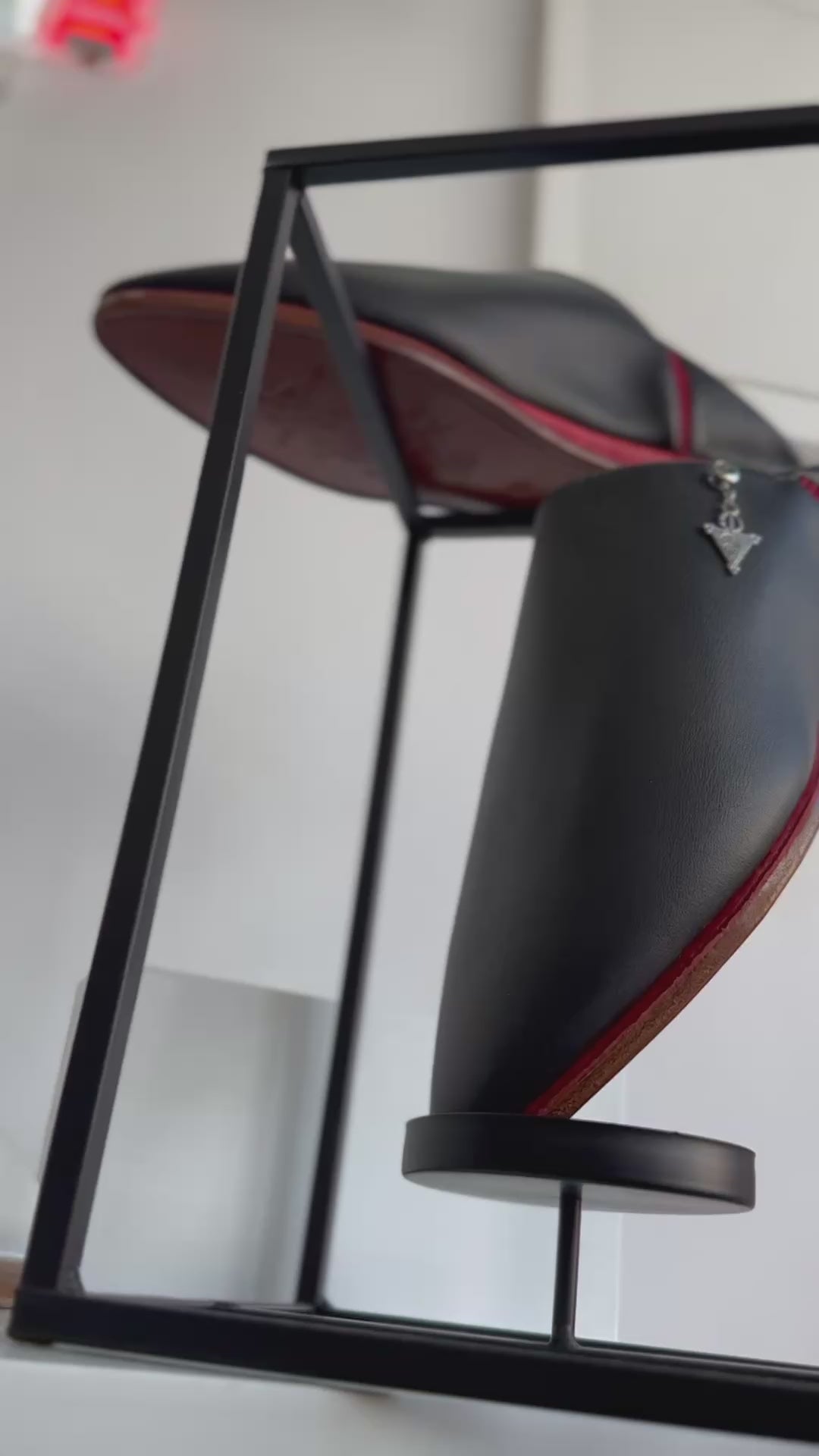Noir D'orient - Babouche Intemporelle - Air Babouche