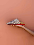babouche belgha maroc, medina marrakech marocaine homme, fait main cuir de luxe personnalisée, artisanat zellige amazigh berbère contemporain, semelle noire